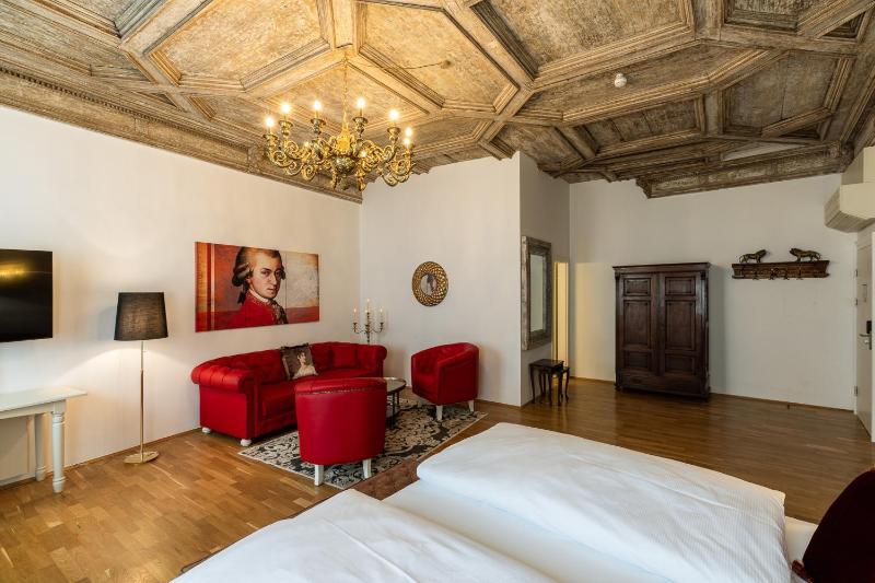 Suite image 4