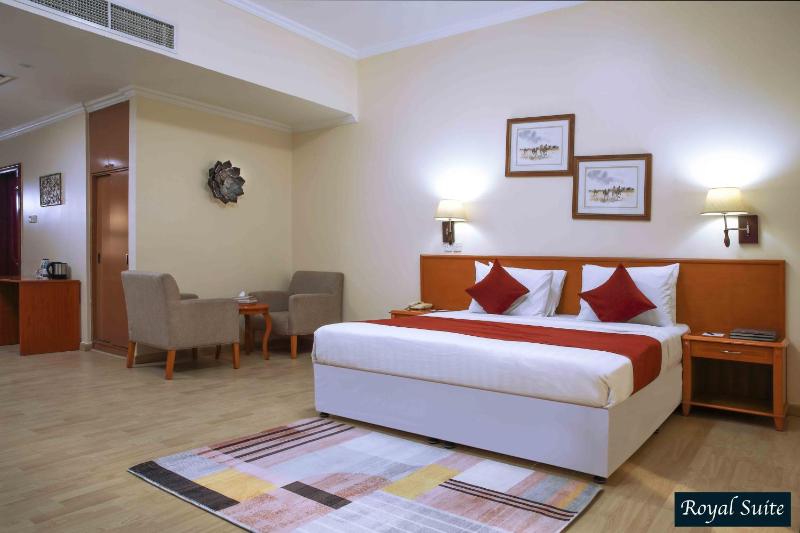 Executive Suite image 3