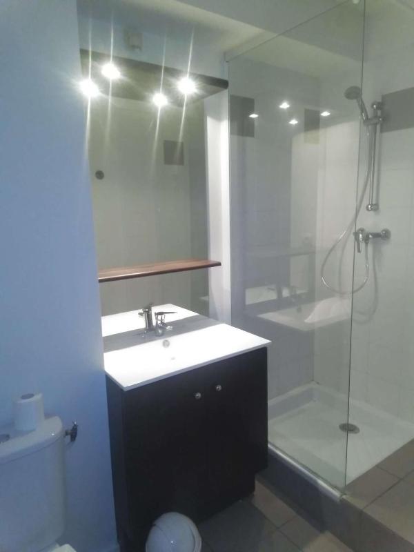 Studio Apartment image 2