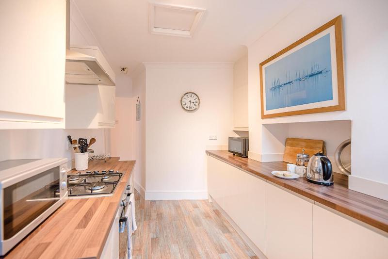232a High Street Aldeburgh - image 6