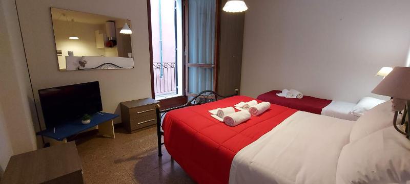 Marconi Rooms Loggia delle Erbe - image 13