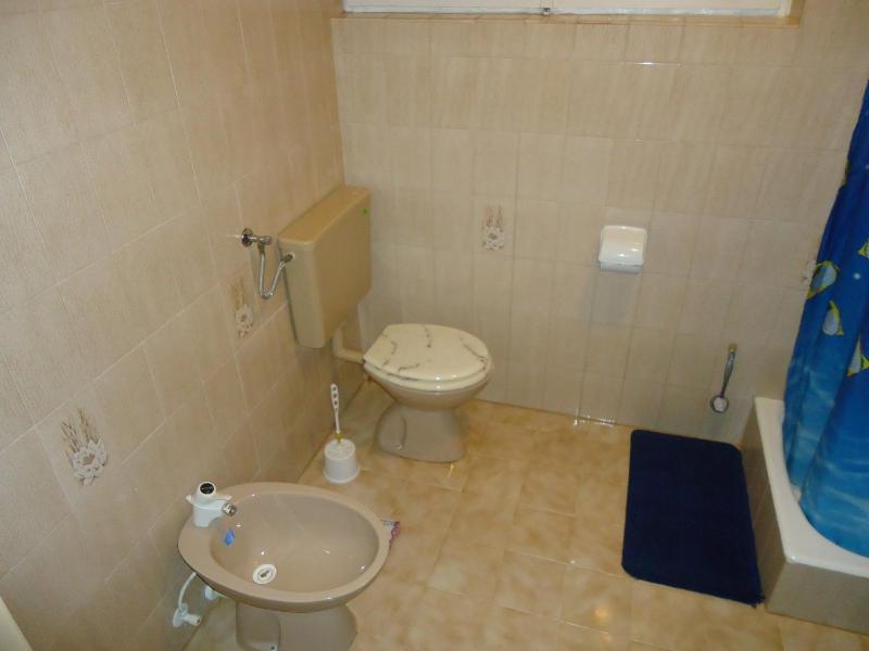 One-Bedroom Apartment with Balcony image 3