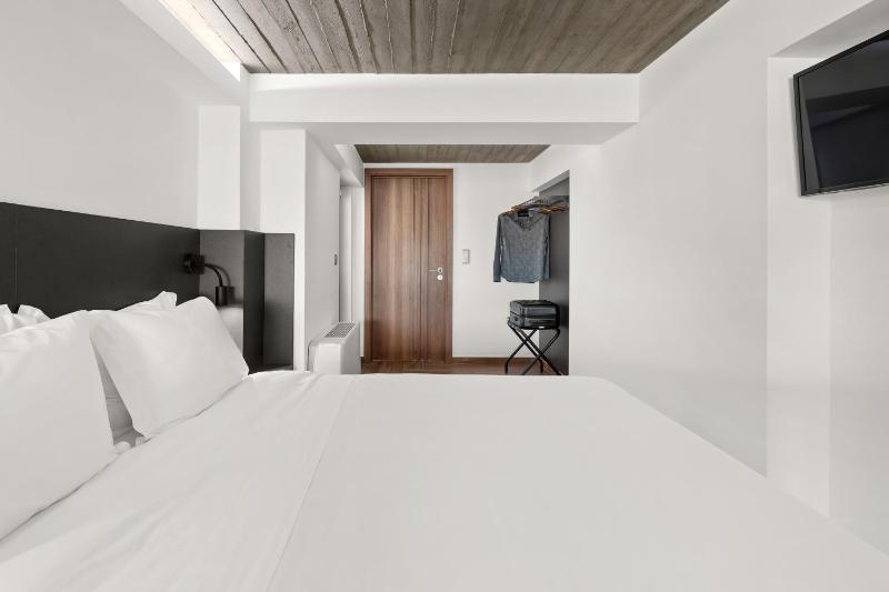 Superior Apartment image 1