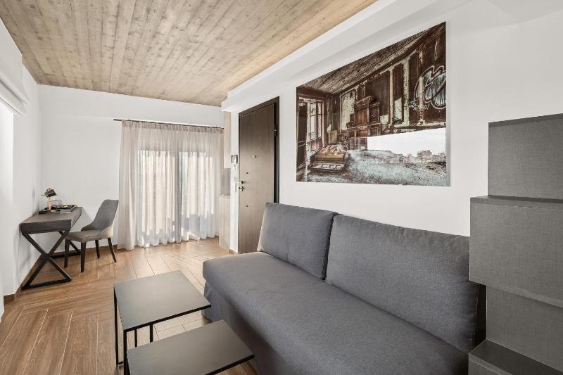 ATHENIAN VIEW LOFT - image 6
