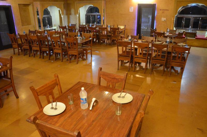 Hotel Prince-Near Jaisalmer Fort - image 12