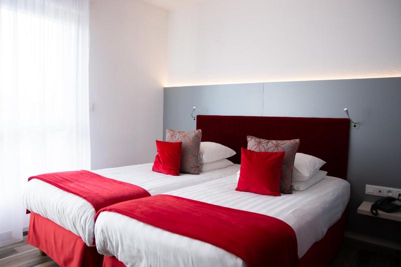 Colmar Hotel - image 12