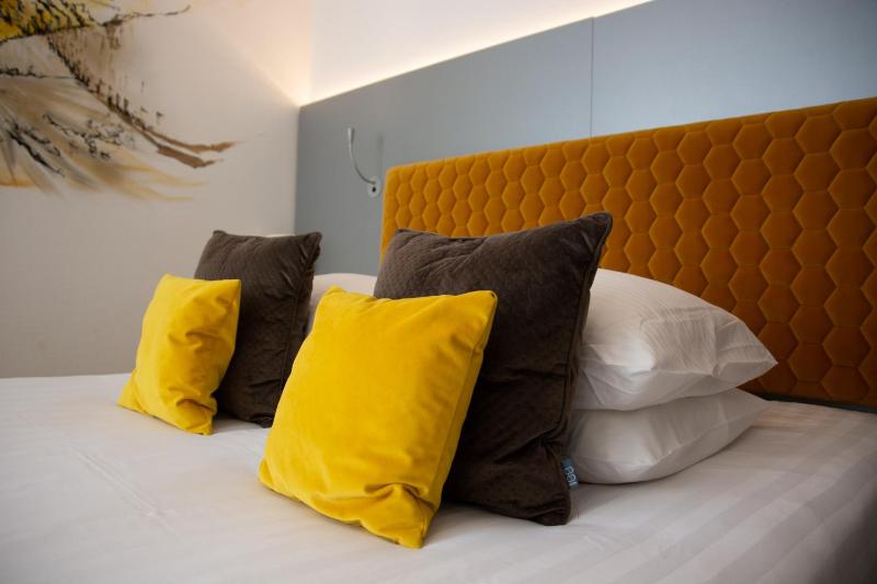 Comfort Double Room image 4