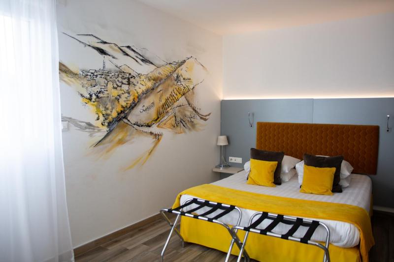 Comfort Triple Room - Disability Access image 4