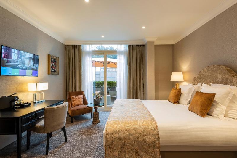 Executive Room image 1