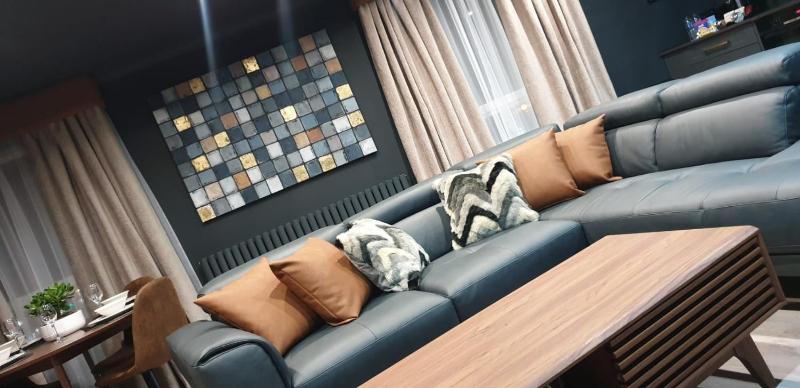 Superior Apartment image 2