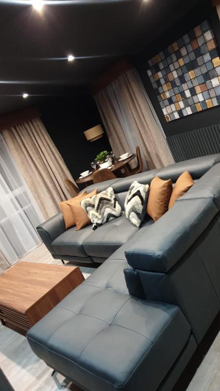 Superior Apartment image 1