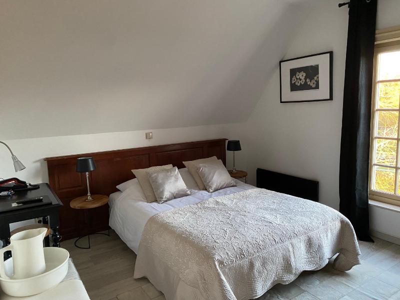 Double Room image 4