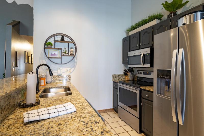 Phoenix 208 Townhouse - image 17