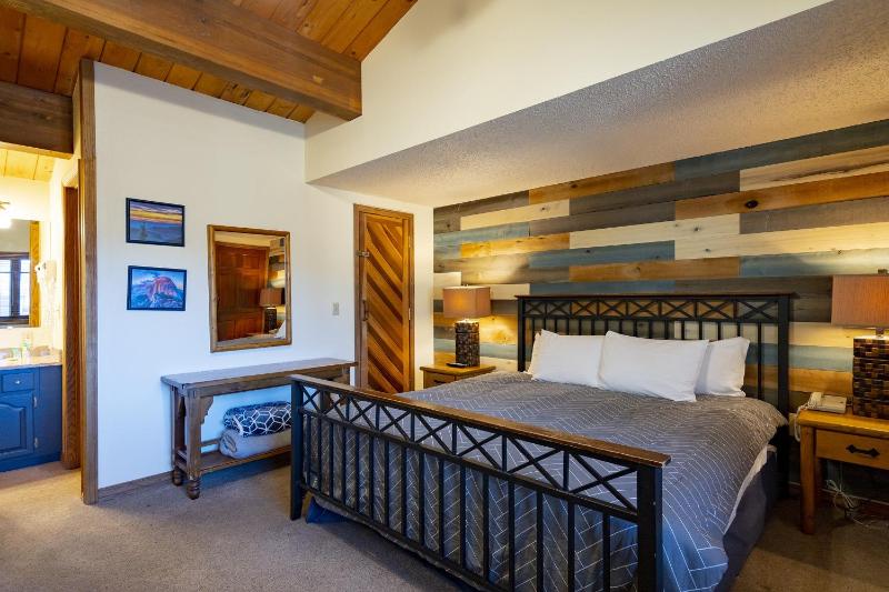 Phoenix 208 Townhouse - image 35