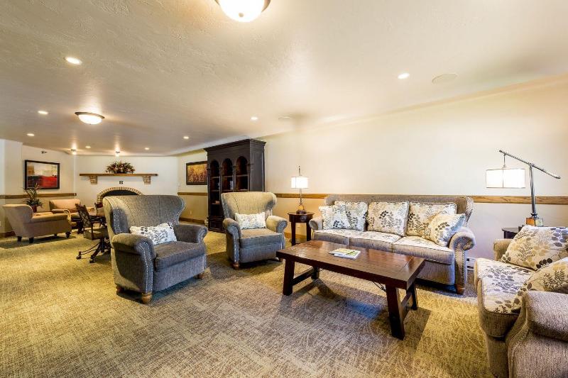 Phoenix 208 Townhouse - image 2
