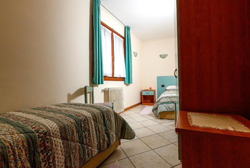 Quadruple Room image 3