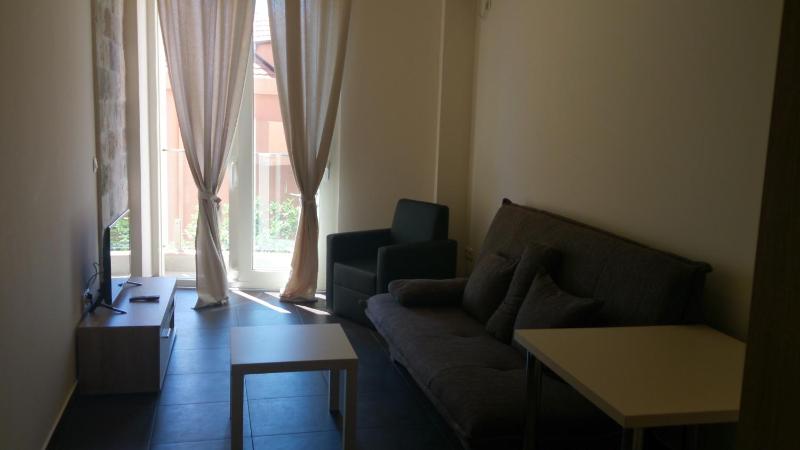 One-Bedroom Apartment with Sea View image 1
