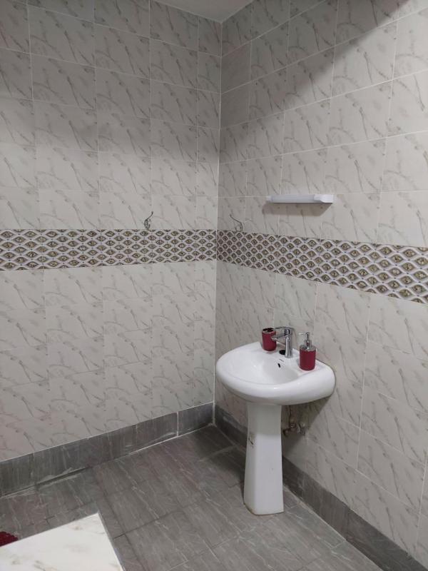 Emani Luxury Condo - image 10