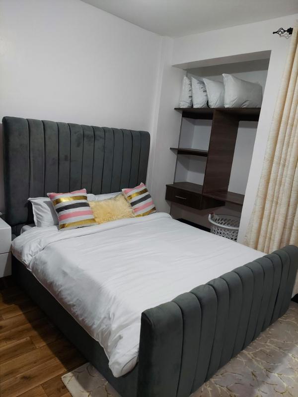 Emani Luxury Condo - image 3