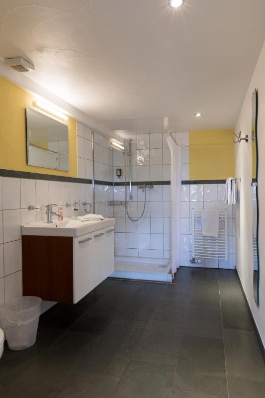 Double Room image 2