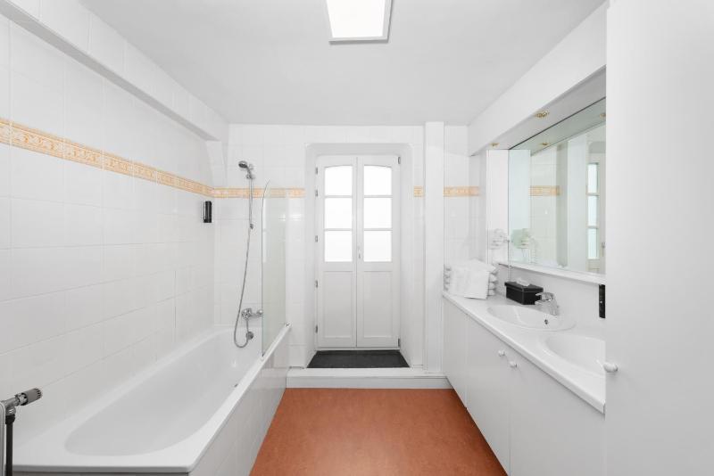 Two-Bedroom Villa image 3