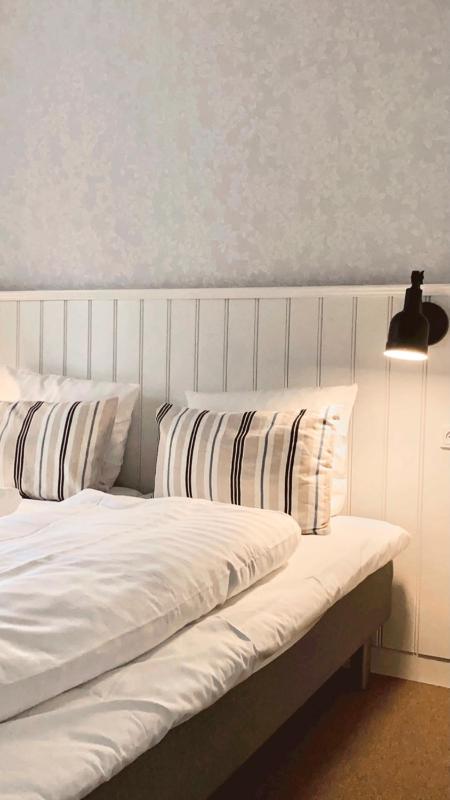 Double Room image 3