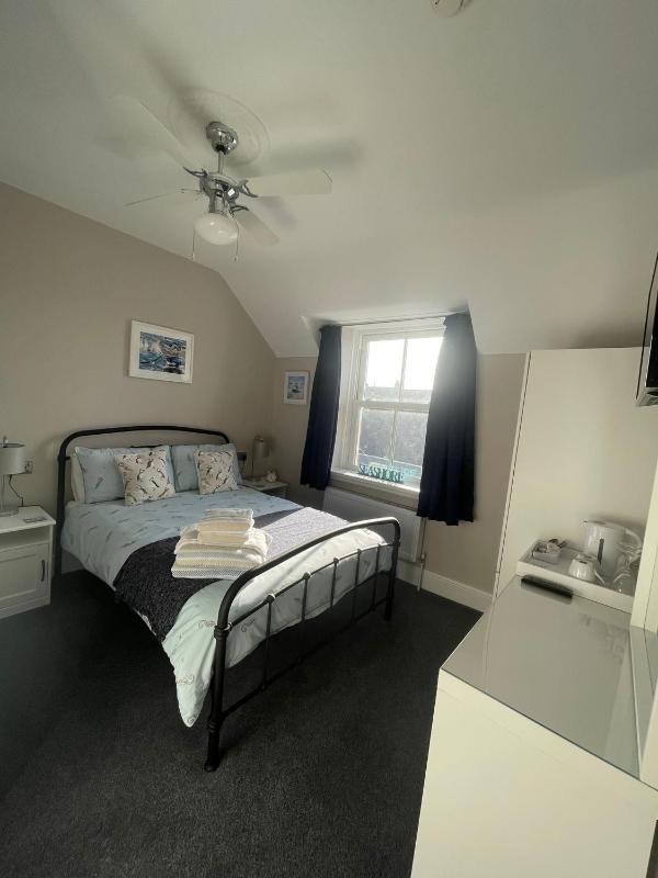 Ivy Bank Guest House Tenby - image 8