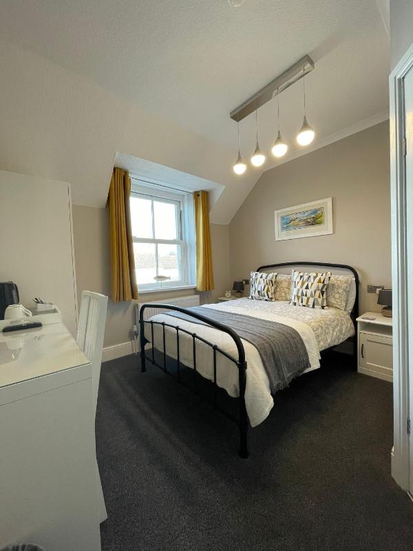 Ivy Bank Guest House Tenby - image 25