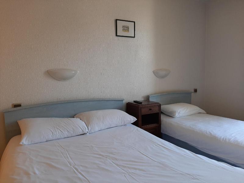 Triple Room image 2