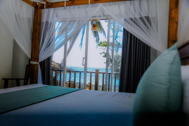 Shanora Beach - image 5