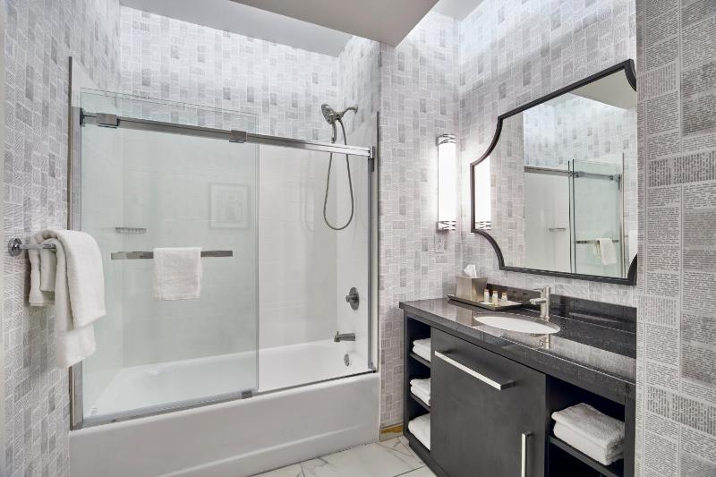 Hotel Indigo Cleveland Downtown by IHG - image 8