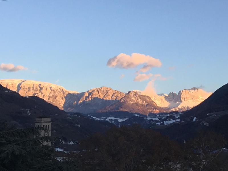 Apartment with Mountain View image 4