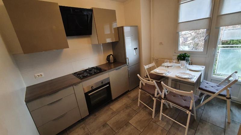 Appartement avec parking gratuit proche de Village de Marque Images