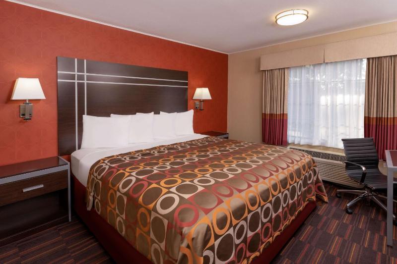 King Room - Disability Access image 1