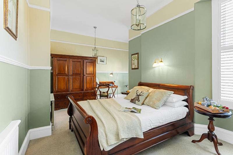 King Room image 1