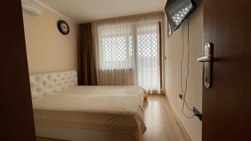 GARDEN OF EDEN B3-2 Private One Bedroom Apartment - image 48