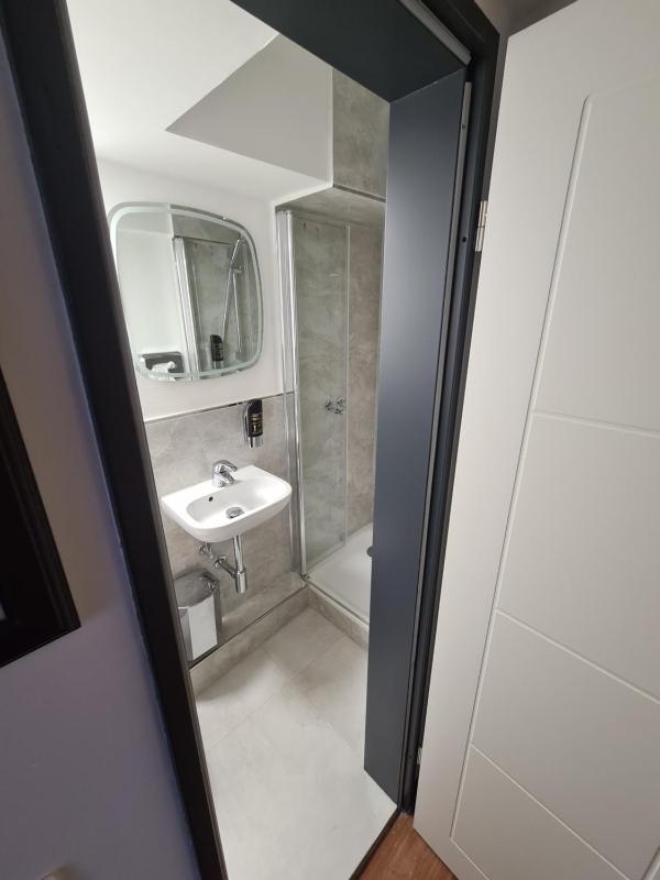Triple Room image 3