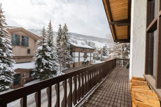 Four-Bedroom Apartment image 3