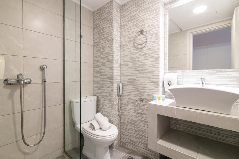 Double or Twin Room with Panoramic View image 3
