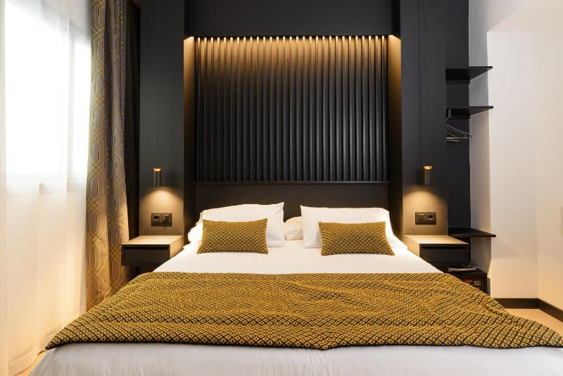 Standard Double Room image 1