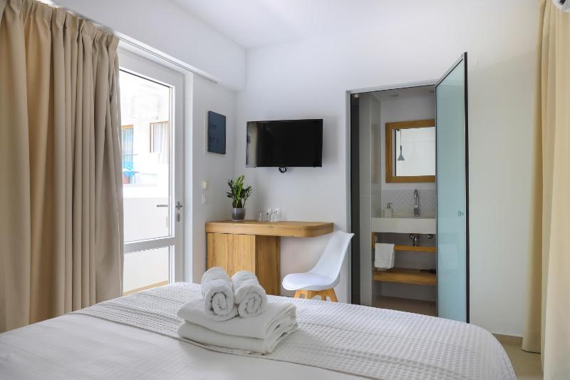 Sea Breeze Hotel - image 26