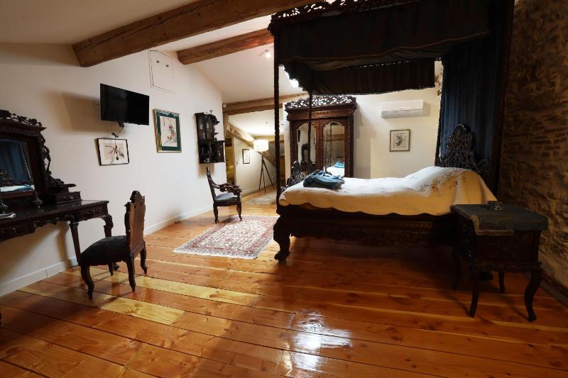 Deluxe Suite image 1