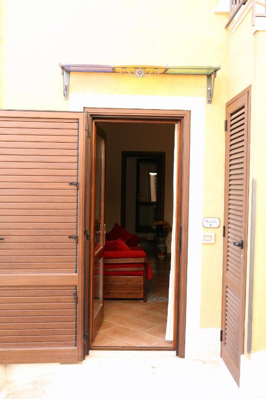 One-Bedroom Apartment (4 Adults) image 1