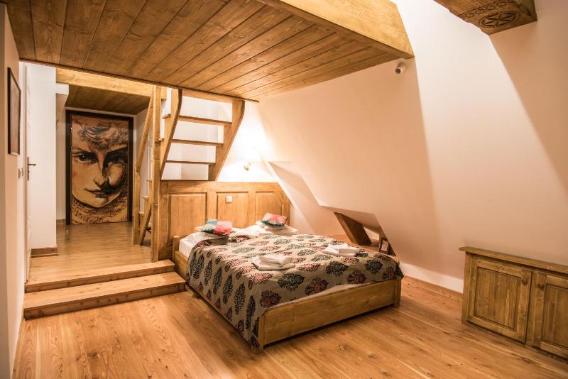 Apartment with Mezzanine image 1