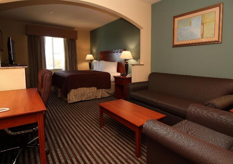 King Suite - Non-Smoking image 2