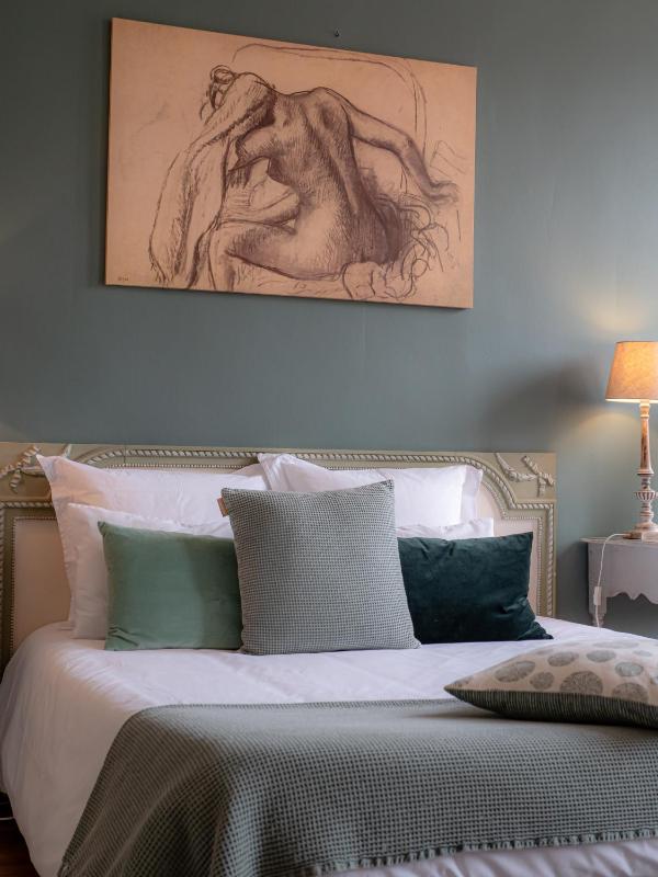 Superior Double Room image 3