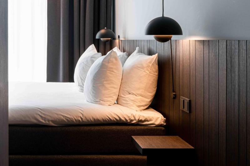 Superior Double Room image 3
