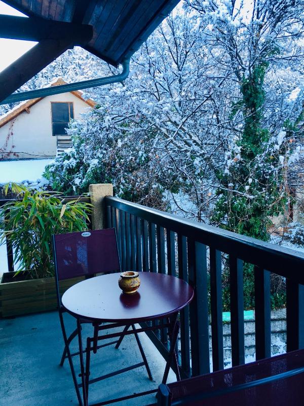 Double Room with Small Balcony image 2