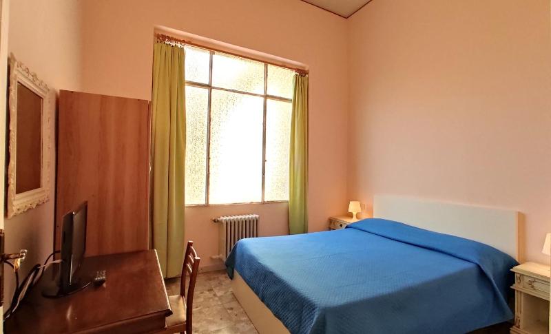 Standard Double Room with Garden View image 1