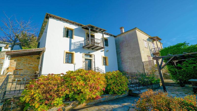 Superior Maisonette with view on Pagasitikos Gulf  image 1